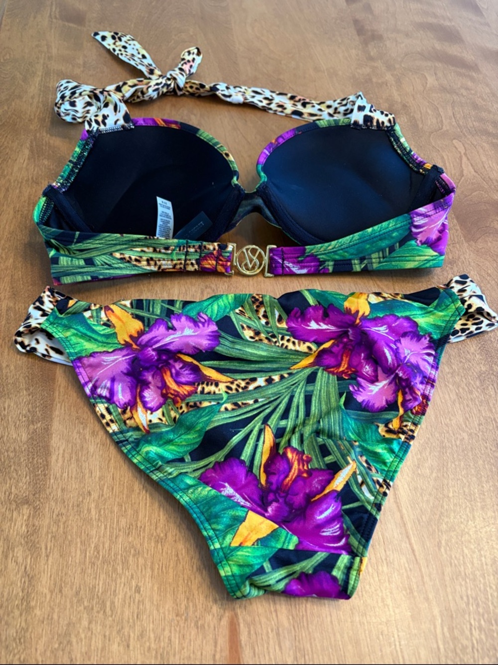 Women’s swimsuit - Picture 2 of 2